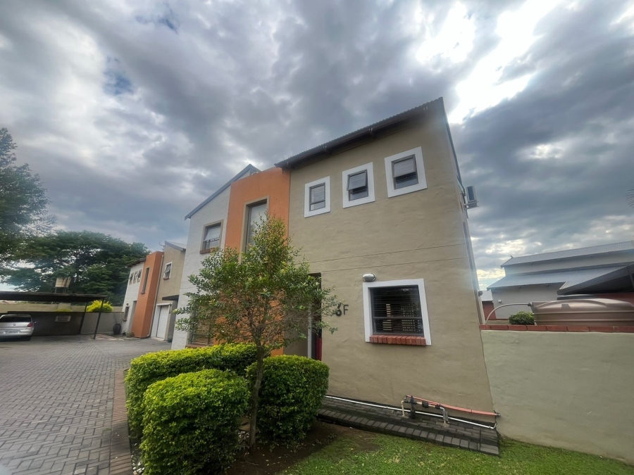 3 Bedroom Property for Sale in Waterval East North West